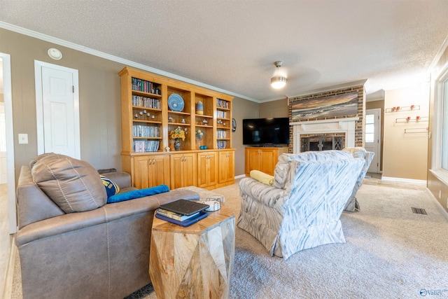 living area featuring visible vents, ornamental molding, a textured ceiling, and light carpet