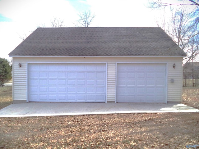 view of detached garage