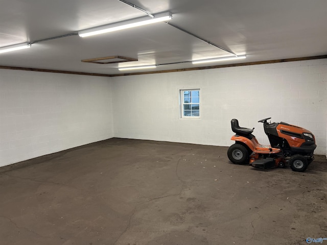 212 Nelson St NW, Hartselle, AL 35640 - view of garage
