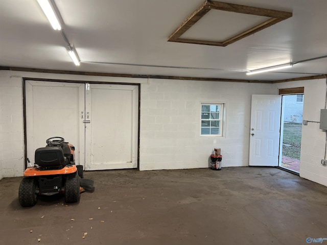 212 Nelson St NW, Hartselle, AL 35640 - view of garage