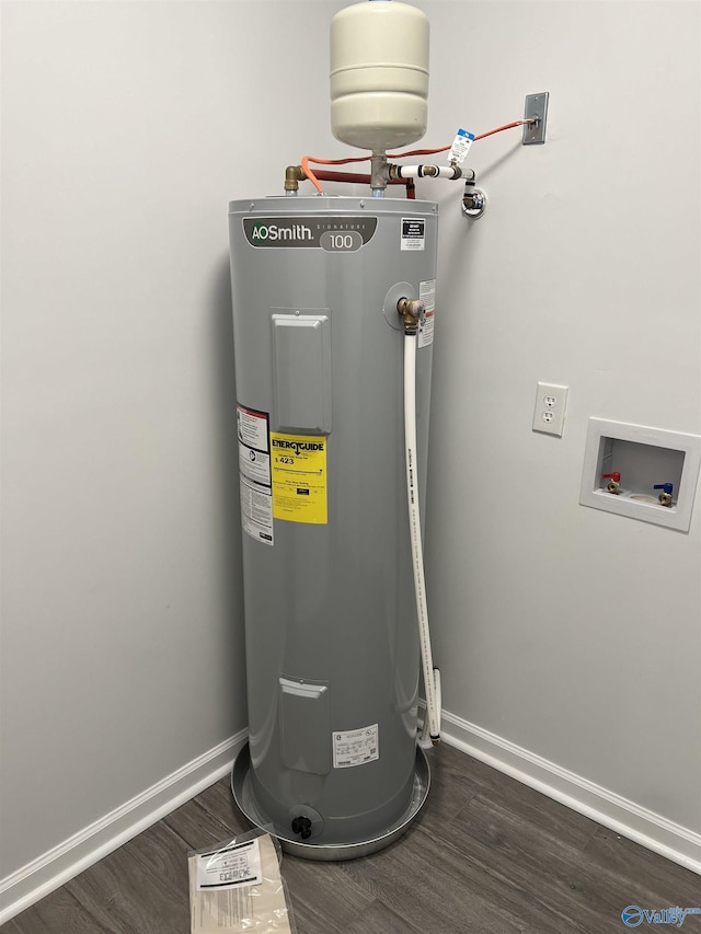 212 Nelson St NW, Hartselle, AL 35640 - utility room with electric water heater
