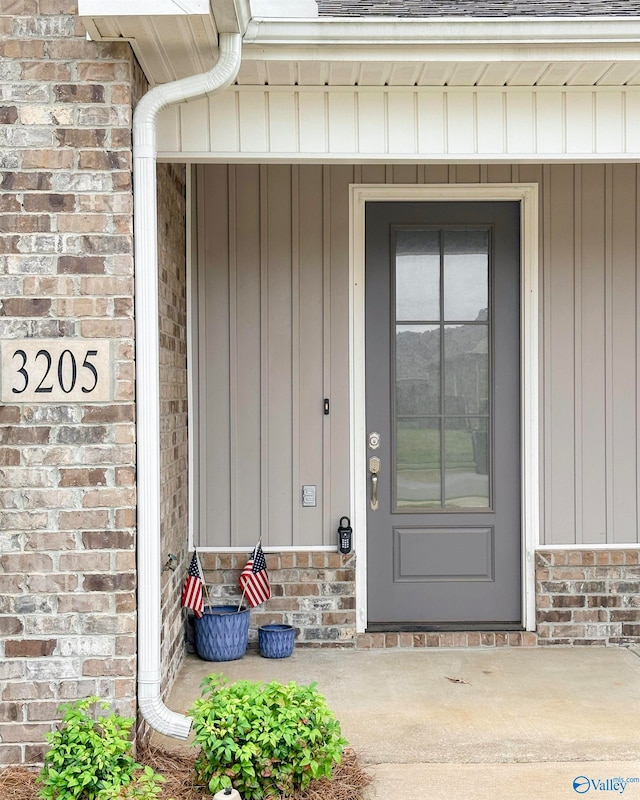 view of property entrance