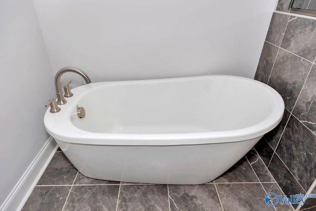 bathroom featuring a bathtub