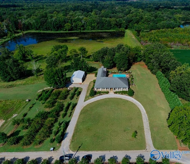 bird's eye view featuring a rural view and a water view