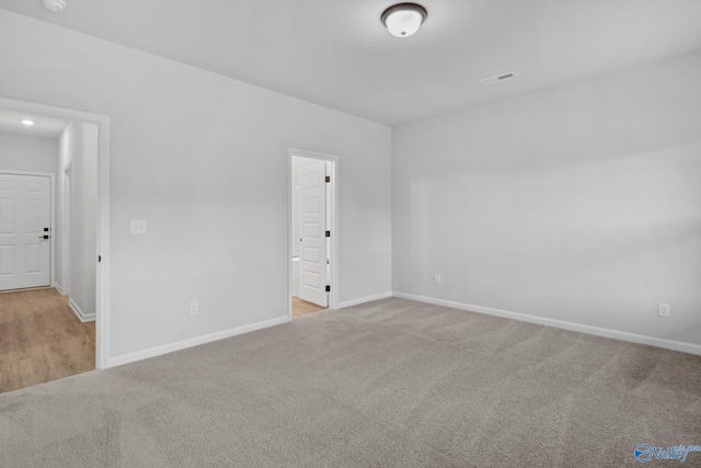 view of carpeted spare room