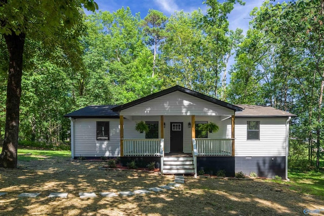 view of front of home with covered porch