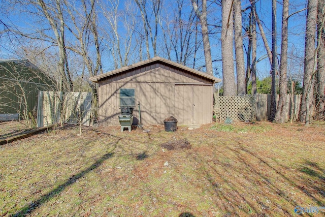 view of outbuilding