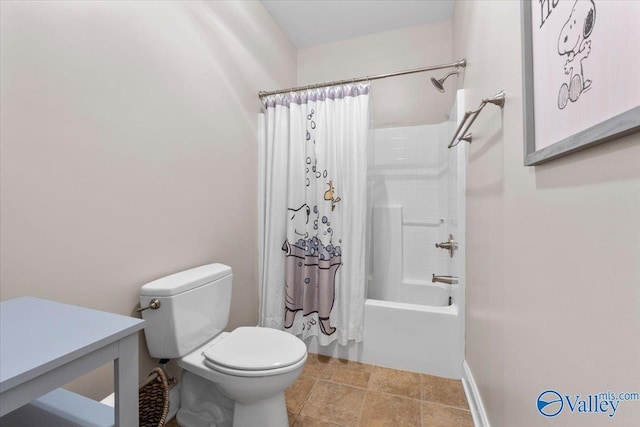 full bathroom with toilet and shower / tub combo
