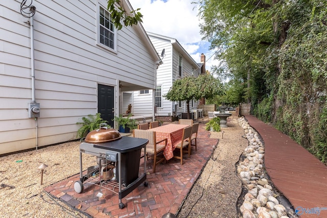 904 Line St NE, Decatur, AL 35601 - view of patio featuring outdoor dining area