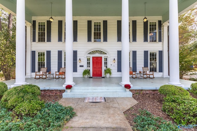 view of front of home featuring covered porch