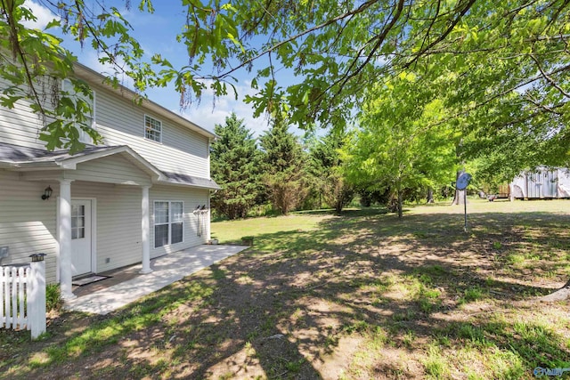 view of yard with a patio area
