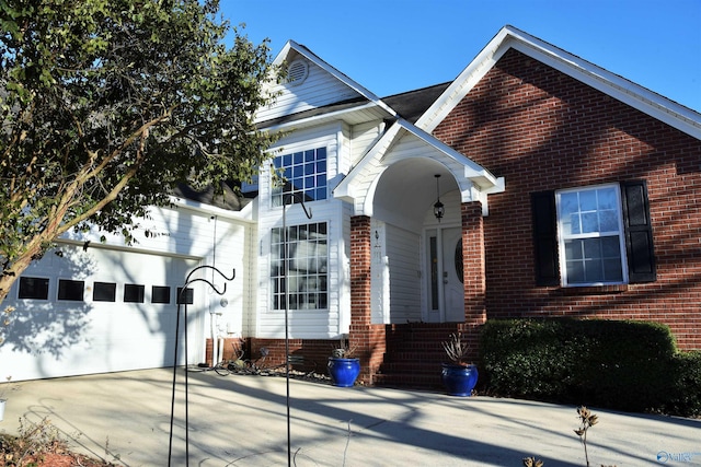 view of front of house with a garage