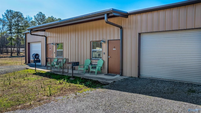 exterior space featuring driveway