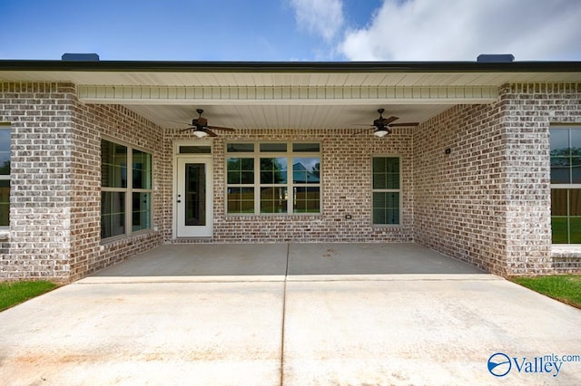 210 Lyndon Cove Rd, Huntsville, AL 35811 - view of patio / terrace featuring ceiling fan