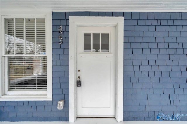 view of property entrance