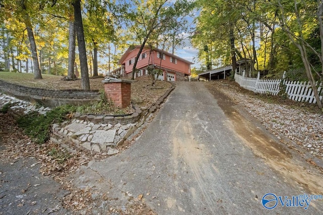 view of front of property