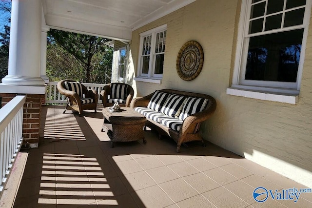 exterior space featuring a porch