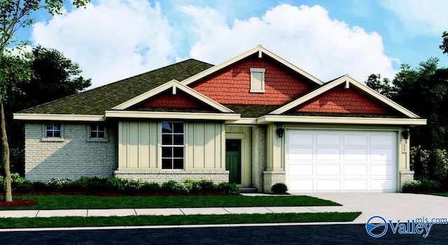 view of front facade with a garage