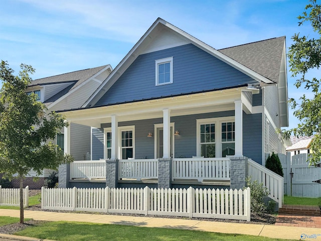 view of front of house featuring covered porch