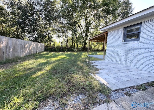 view of yard with a patio