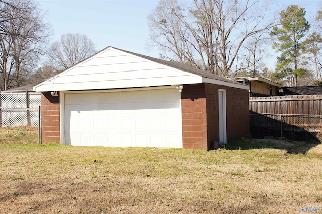 detached garage with fence