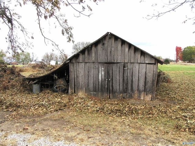 view of outdoor structure