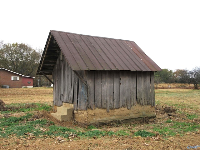 view of outdoor structure