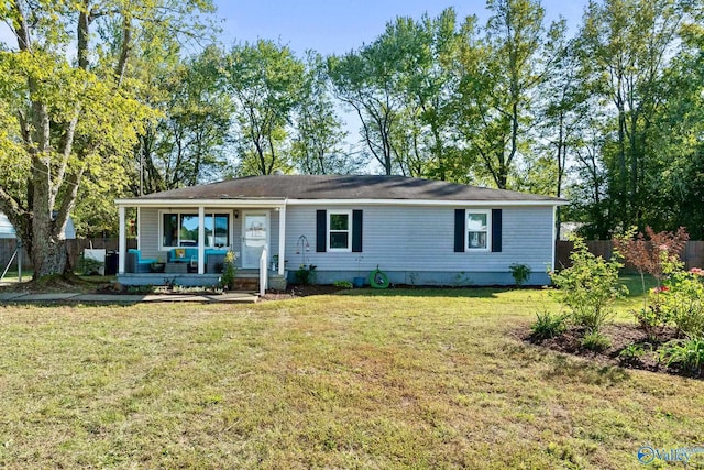 view of front of home with a front yard