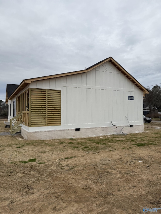 view of side of home