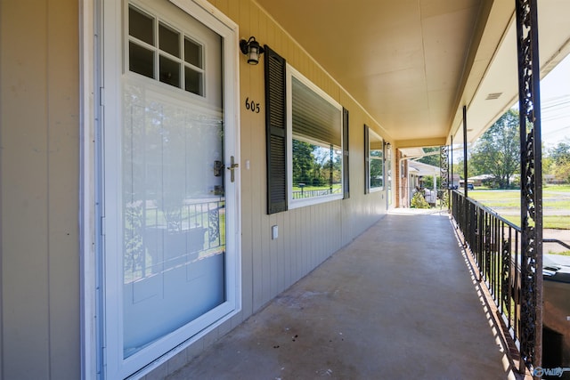 view of patio featuring covered porch