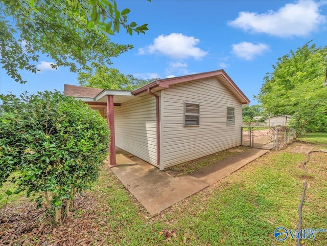 201 10th Ave NW, Decatur, AL 35601 - view of outdoor structure