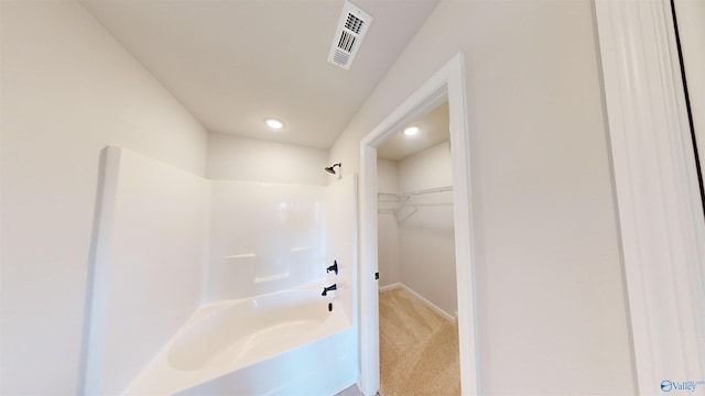 bathroom featuring shower / bathing tub combination