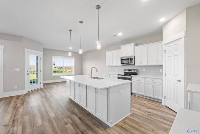 hall featuring light hardwood / wood-style flooring and crown molding