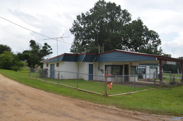 view of front of house with a front yard