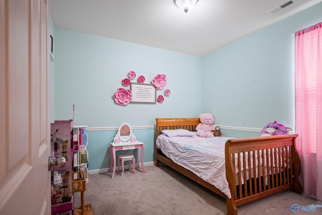 view of carpeted bedroom