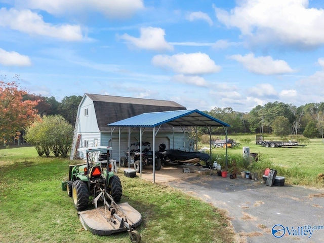 view of yard with a carport