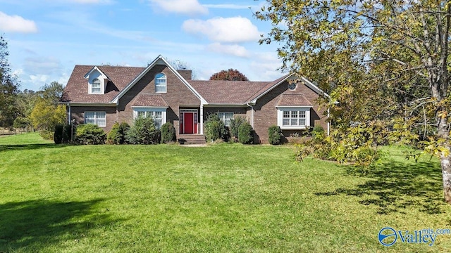 view of front of house with a front yard