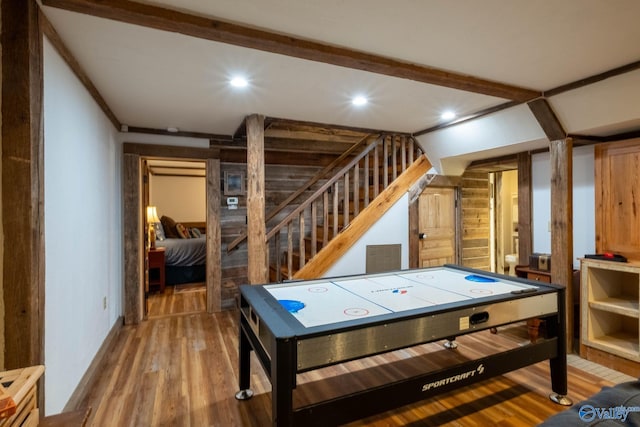 game room with hardwood / wood-style flooring