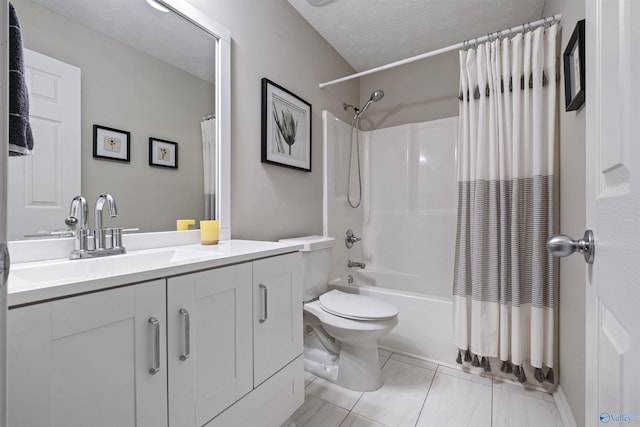 full bathroom featuring vanity, shower / bath combination with curtain, a textured ceiling, and toilet