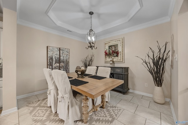 dining space with an inviting chandelier, a raised ceiling, crown molding, and visible vents