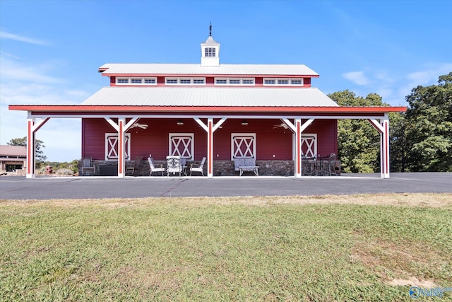 view of building exterior