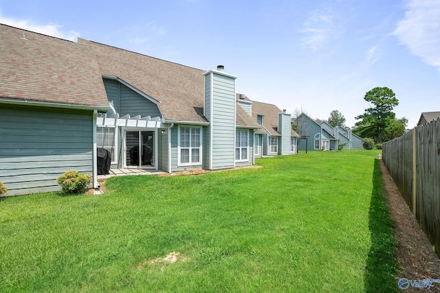 view of yard featuring a patio area and a pergola