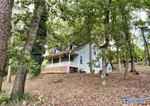 1055 Georgia Mountain Rd, Guntersville, AL 35976 - view of front of home with a porch