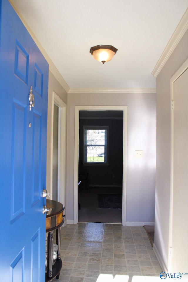 foyer with crown molding