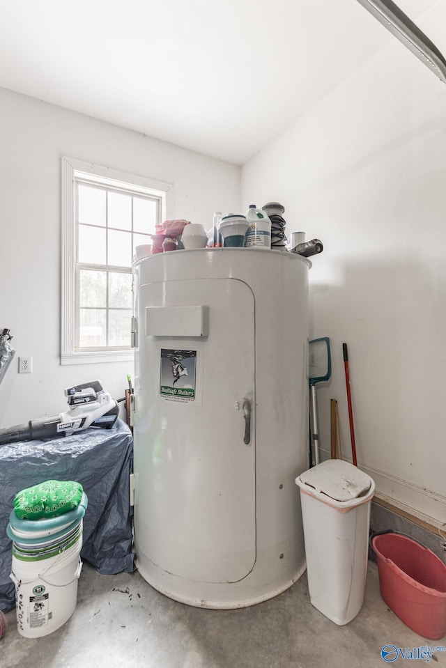 15153 Hobbs Rd, Athens, AL 35614 - view of utility room