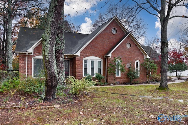 front of property with a front yard