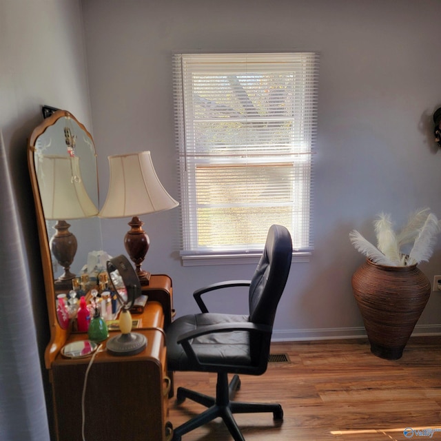 office with hardwood / wood-style floors