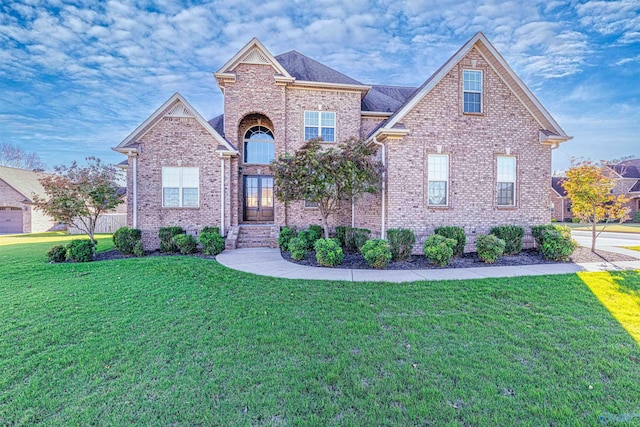 front of property featuring a front yard