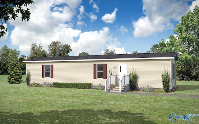 view of front facade with a front yard