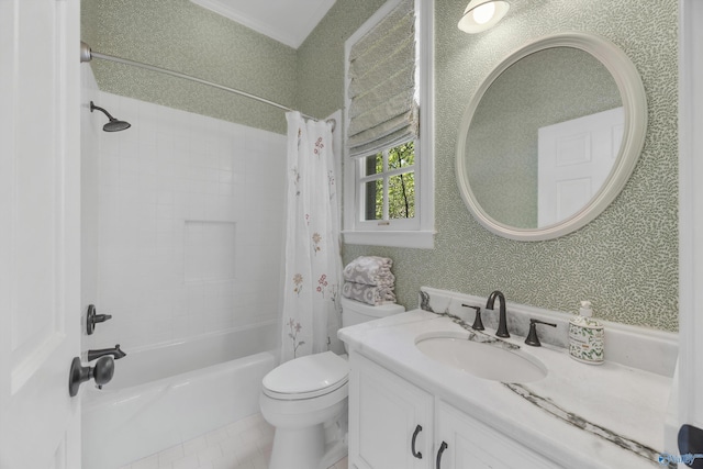 full bathroom featuring vanity, toilet, and shower / bath combo with shower curtain